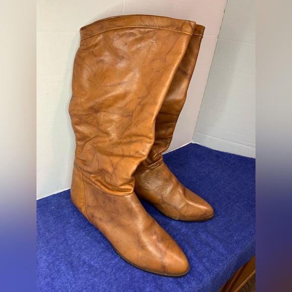 Vintage Look Tan Slouch Boots - Picture 1 of 9